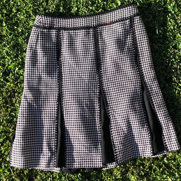 Ann Taylor Pattern Skirt - Picture 2 of 6